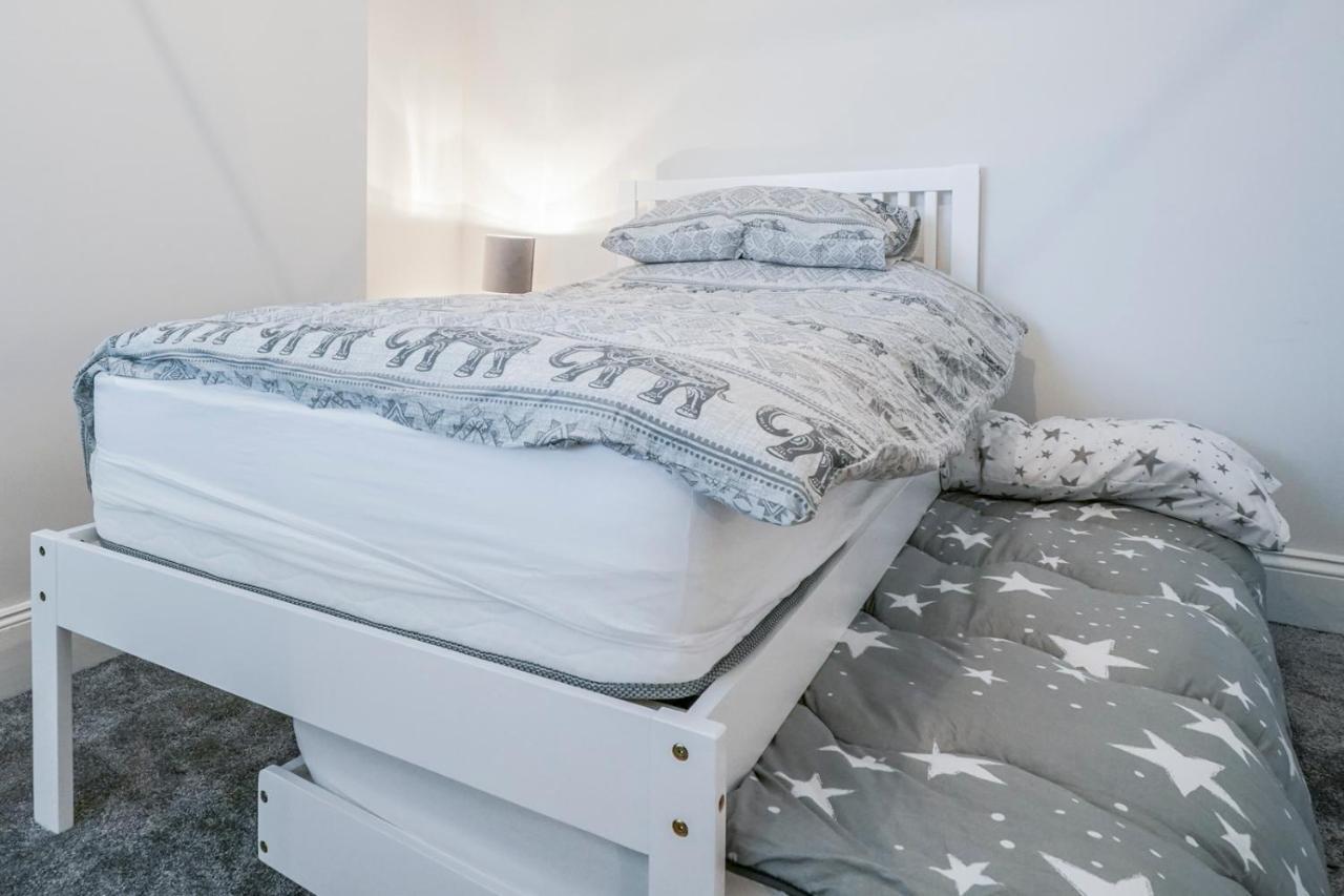 Close To City Centre Stylish 3 Bedroom House Μπέλφαστ Εξωτερικό φωτογραφία